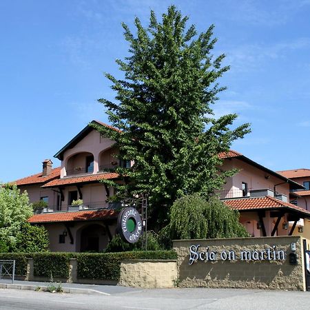 Hotel Scia' On Martin Buscate Zewnętrze zdjęcie
