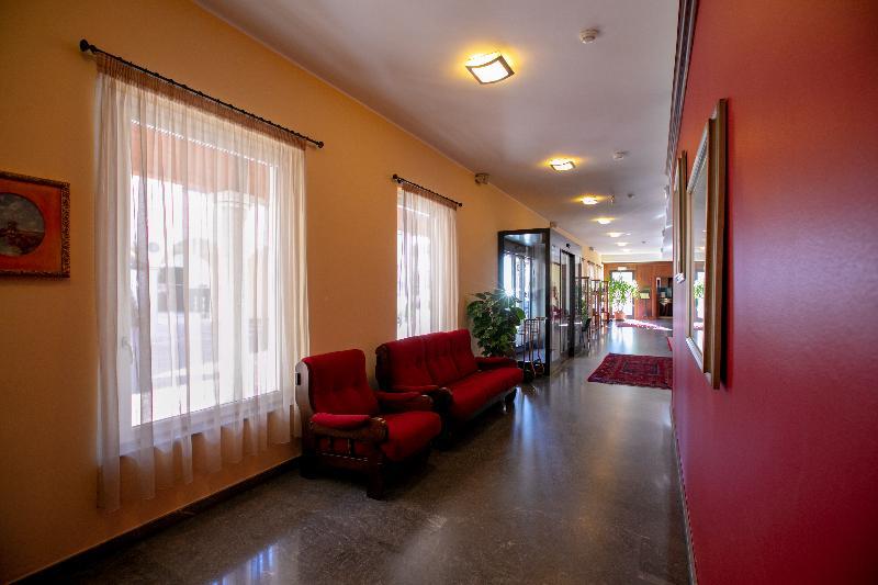 Hotel Scia' On Martin Buscate Zewnętrze zdjęcie