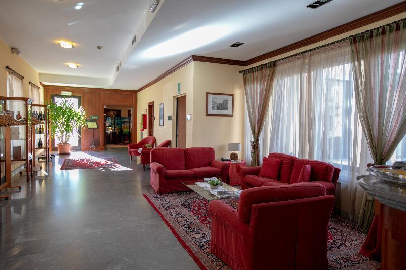 Hotel Scia' On Martin Buscate Zewnętrze zdjęcie